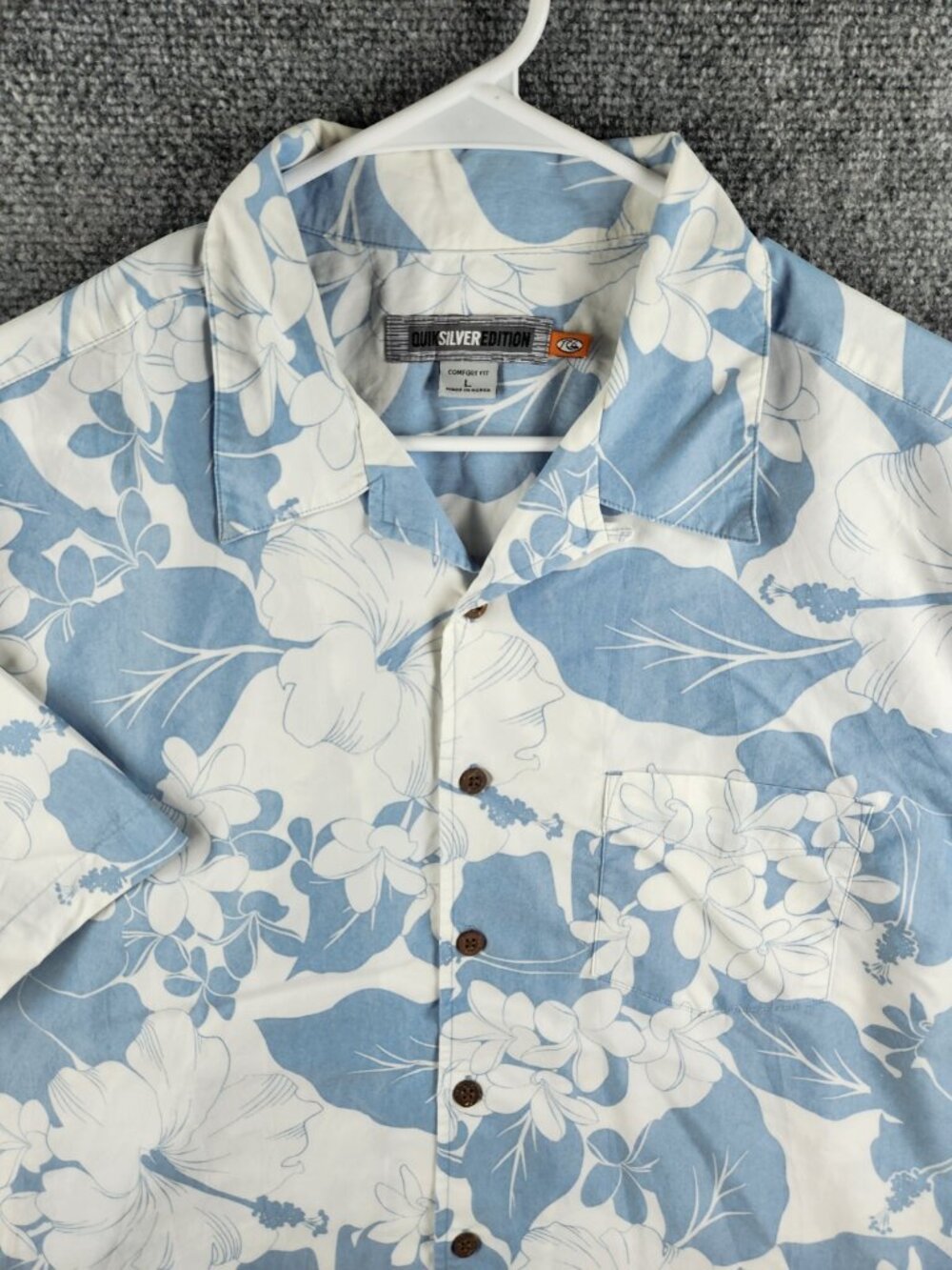 Quiksilver Edition Button Up Shirt Floral Blue White Short Sleeve Comfort Fit L